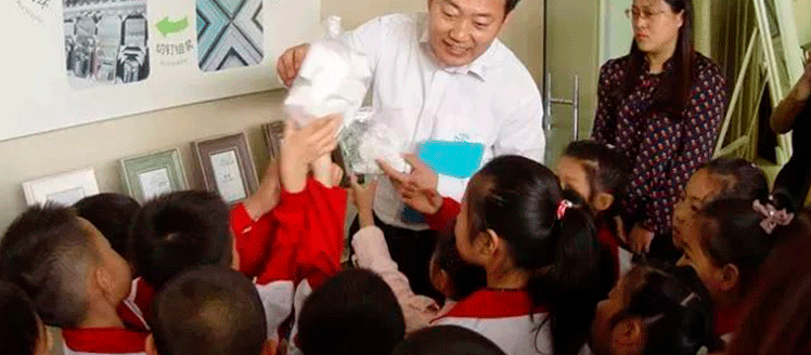 山东ga黄金甲再生再生资源股份有限公司向太公湖小学学生推广资源回收再生的环保理念