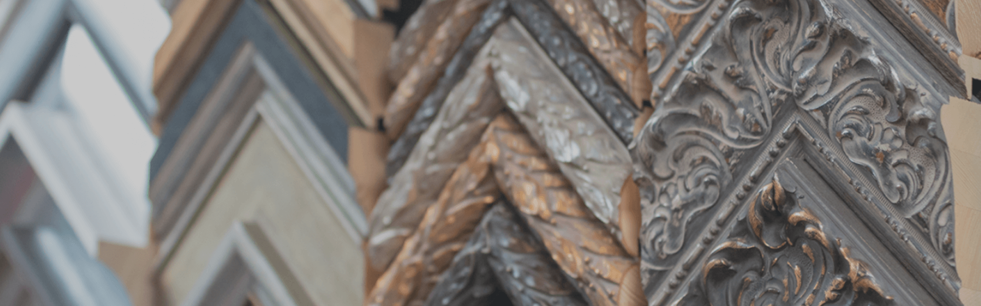 ga黄金甲再生PS装饰线条可作为踢脚线、顶角线、腰线，用于建筑装饰，具有防水、防虫蛀、无甲醛和易安装等优势